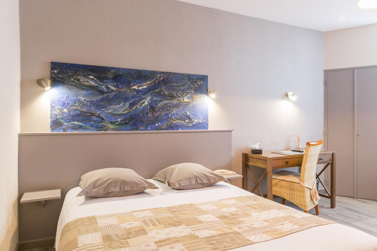 Hotel De La Gare Thouars Dış mekan fotoğraf
